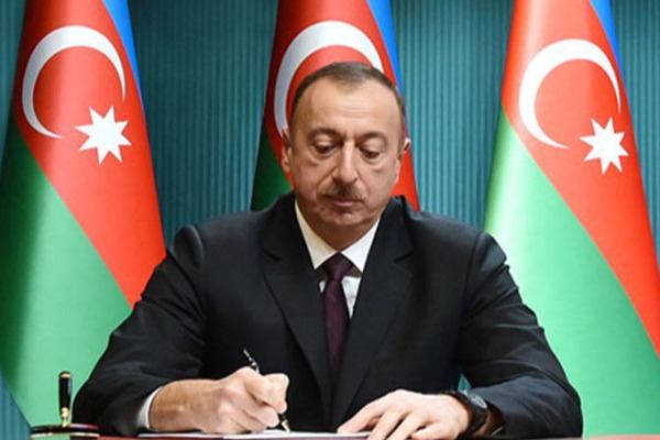 İlham Əliyev 6 sərəncam, 2 fərman imzaladı