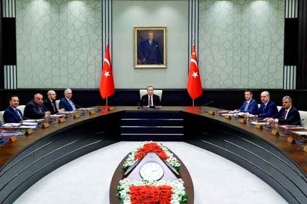 Ərdoğan kadr islahatlarına hazırlaşır -  18 nazir dəyişəcək