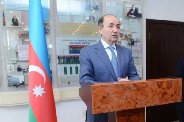Fikrət Məmmədov yenidən sədr seçildi
