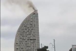 Bakıdakı “Trump Tower” yanır - VİDEO