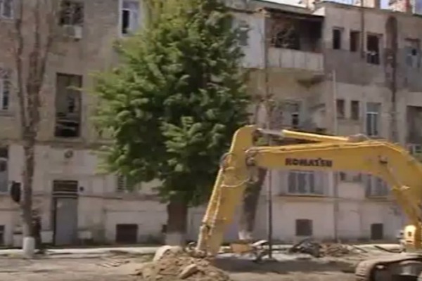 Bakıda daha 6 bina sökülür - 160 ailə köçürülür - VİDEO