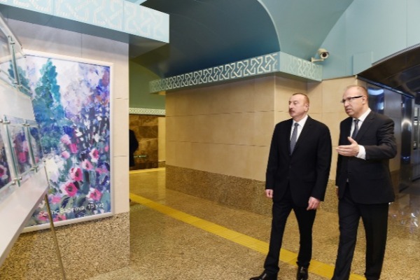 Prezident “Sahil” metrosunda - FOTOLAR