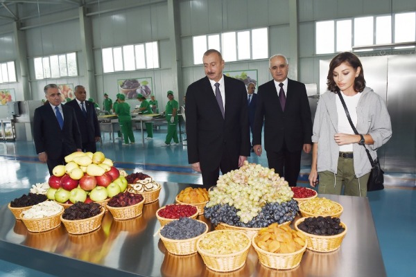 “Qubaekoaqrar” MMC-nin kənd təsərrüfatı mallarının istehsalı zavodu istifadəyə verilib