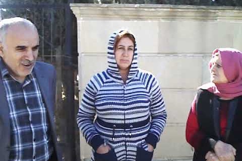 Masazır camaatının harayını eşidən yoxdur. Masazır Bələdiyyəsinin sədri Siyanfər müəllim Masazır sakinlərini təhqir edir VİDEO - YENİ