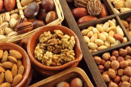 Qoz-fındığı necə yeyək ki, sağlamlığımıza faydası olsun?
