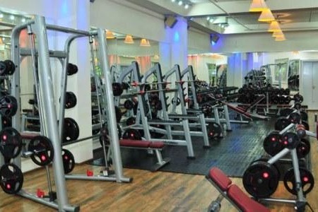 Bakıda idman zalında işləyən 20 yaşlı qız itkin düşüb