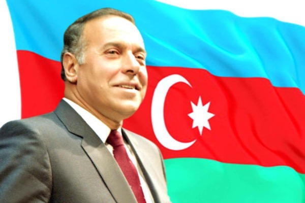 Azərbaycan tarixinin Heydər Əliyev  ZİRVƏSİ - FOTOKOMPOZİSİYA