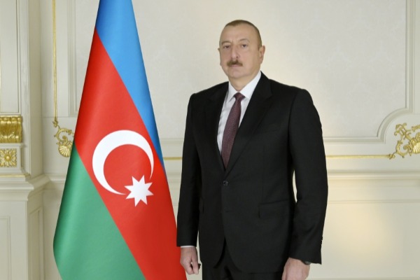 Prezident İlham Əliyev: Bu gün Azərbaycan ordusu Cəbrayıl rayonunun Şıxəli Ağalı, Sarıcalı, Məzrə kəndlərini və müxtəlif istiqamətlərdə bir neçə strateji yüksəkliyi azad edib