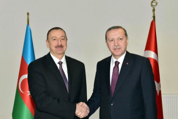 Azərbaycan Respublikasının Prezidenti İlham Əliyev oktyabrın 29-da Türkiyə Respublikasının Prezidenti Rəcəb Tayyib Ərdoğana telefonla zəng edib