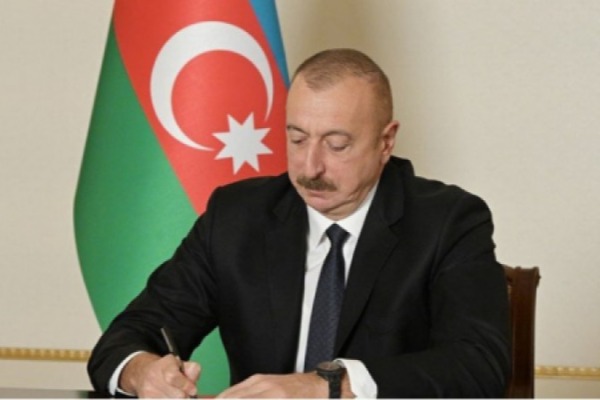 Azərbaycanın iqtisadi rayonlarının yeni bölgüsü təsdiqlənib                    FƏRMAN