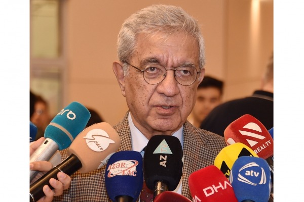 Rektor Hafiz Paşayev: Məqsədimiz iqtisadiyyatın prioritet sahələri üzrə yüksəkixtisaslı kadrlar hazırlamaqdır
