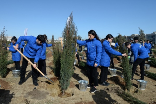 RİİB könüllüləri Xocalı soyqırımı qurbanlarının xatirəsini 613 ağac əkməklə yad ediblər